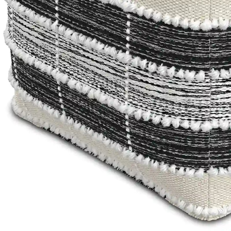 Pouf carré tissé bohème en blanc, beige, noir